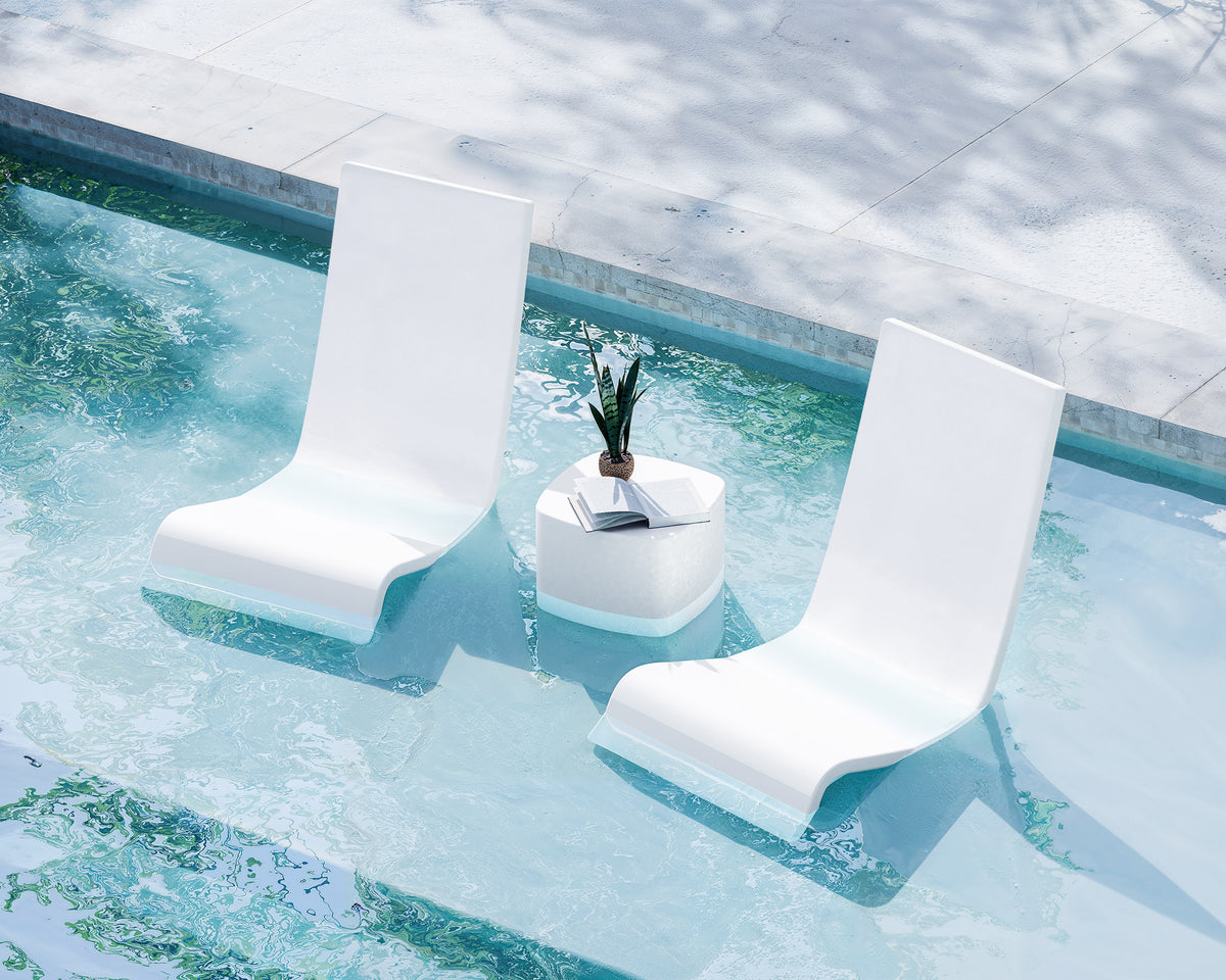 POLYWOOD Laguna 3-Piece In-Pool Chair Lounge Set in an outdoor setting