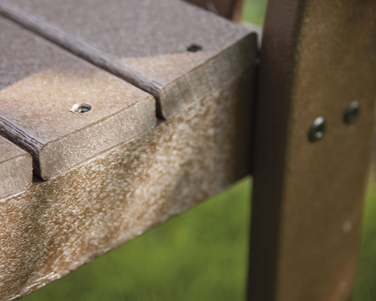 Detail view of the POLYWOOD Vineyard 3-Piece Garden Chair Set