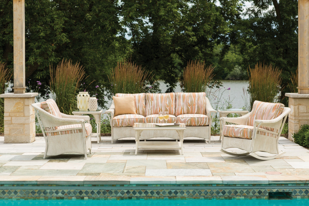 Lloyd Flanders Nantucket Sofa, lifestyle photo 3