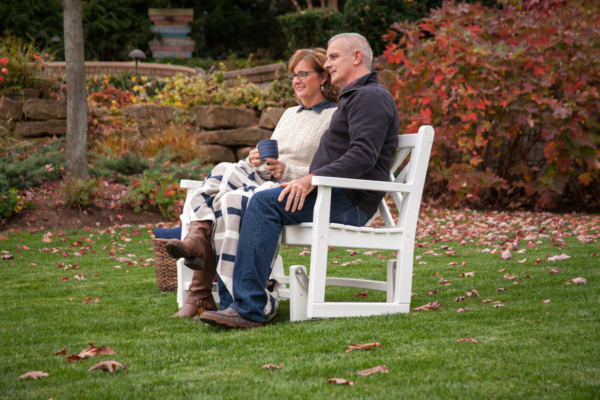 Feature close-up of the POLYWOOD Chippendale 48" Glider in White
