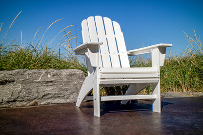 Product detail of the POLYWOOD Vineyard Curveback Adirondack Chair in White