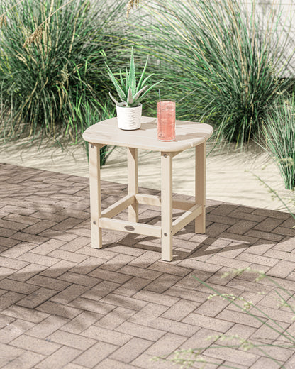 POLYWOOD South Beach 18" Side Table in Sand in an outdoor setting