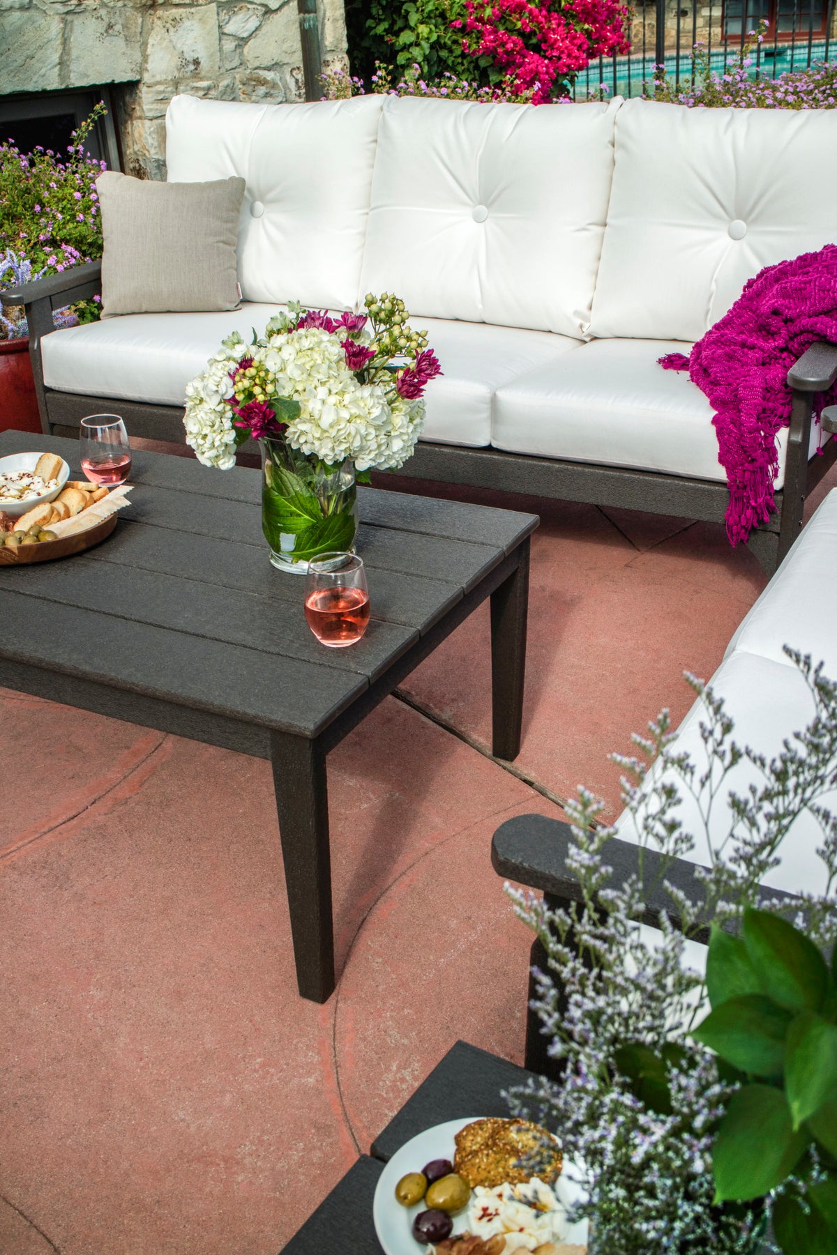 POLYWOOD Vineyard Deep Seating Sofa lifestyle