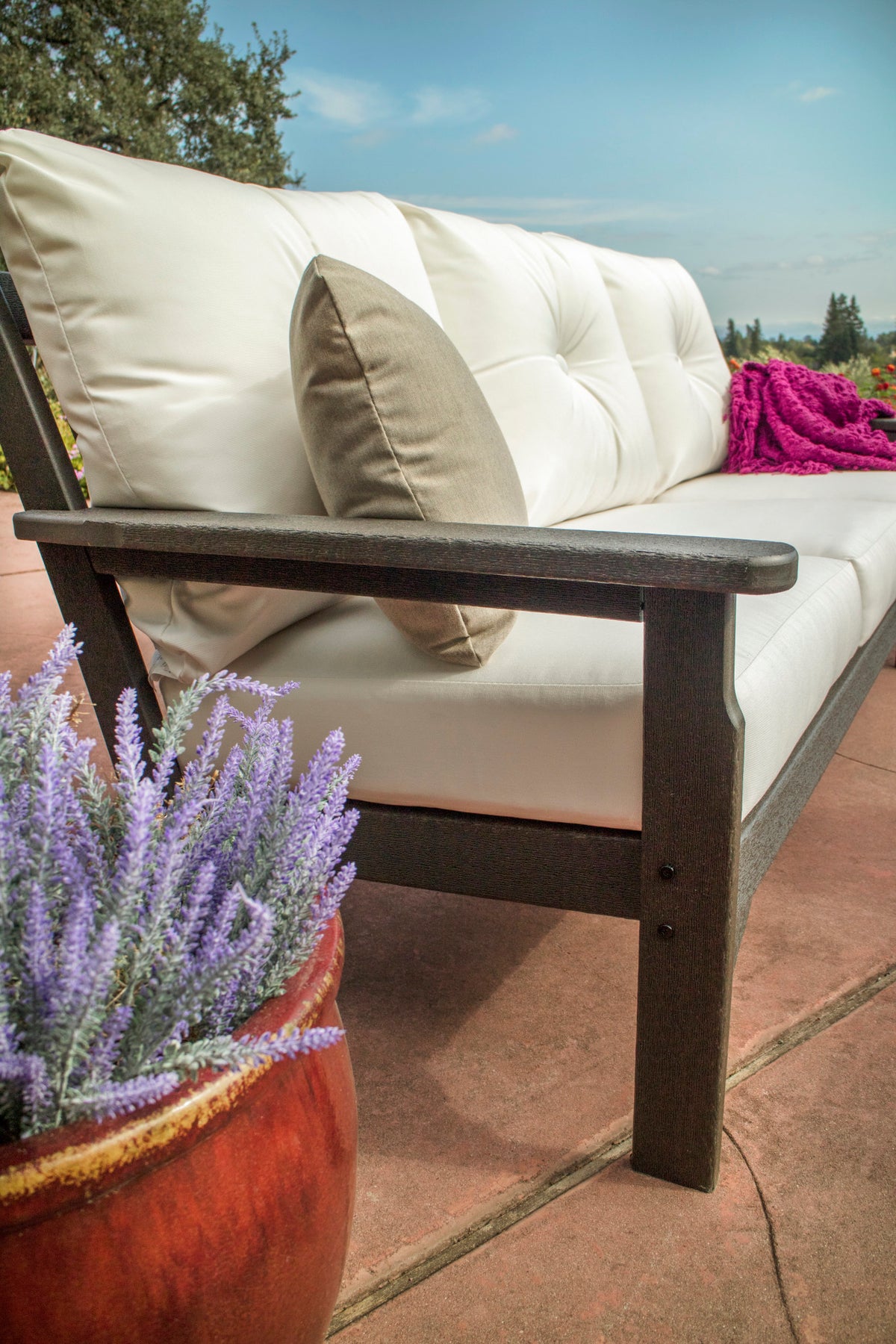POLYWOOD Vineyard Deep Seating Sofa lifestyle